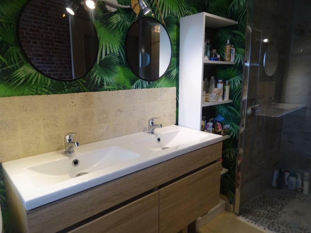 Chambre A La Ferme Chez L'Habitant Besson Екстериор снимка
